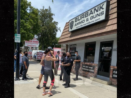 0601-gun-shops-tmz-02