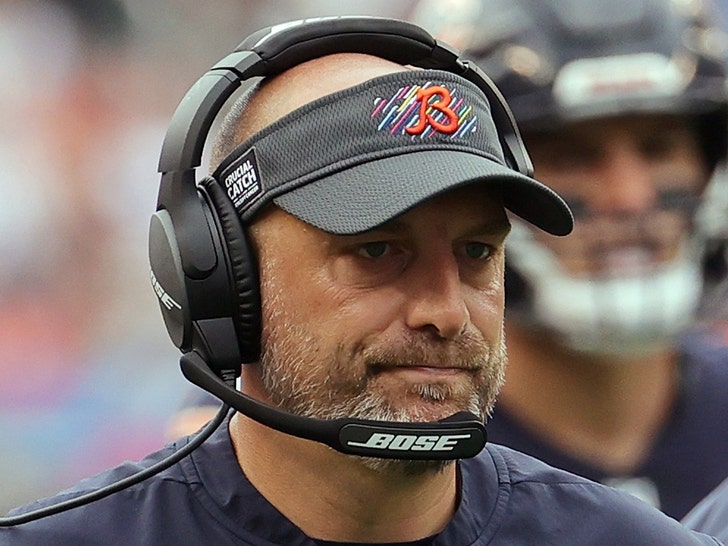 High School Apologizes After Fans Chant 'Fire Nagy' At Bears Coach