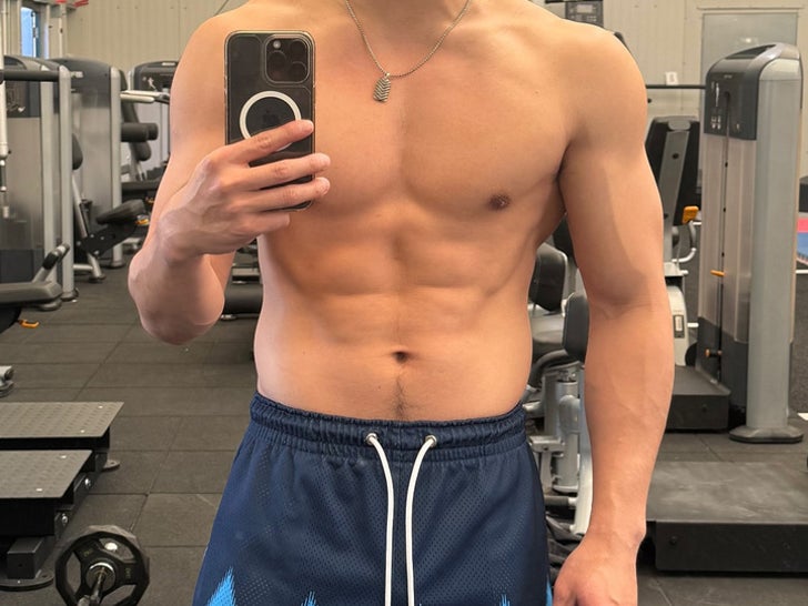 0513-rock-hard-abs-for-summer-guess-who-sub2_720