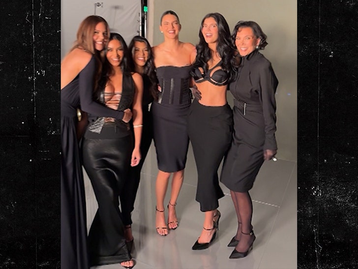 080725-kardashians-reunited