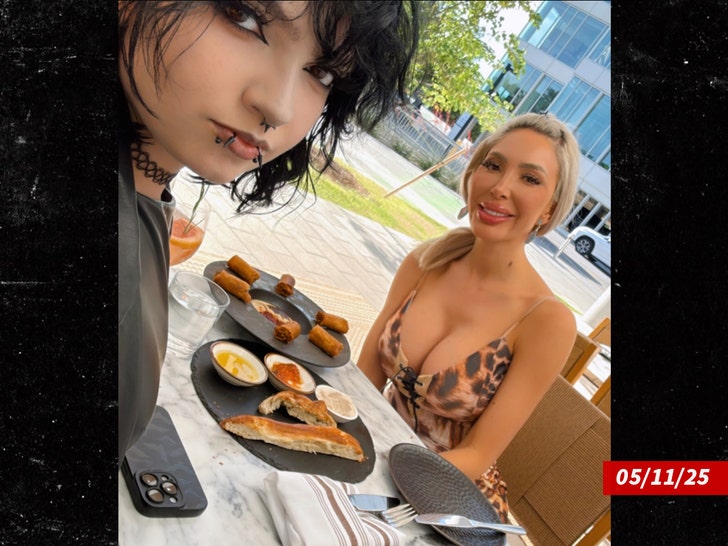 farrah abraham and sofia sophialabraham-Instagram 3