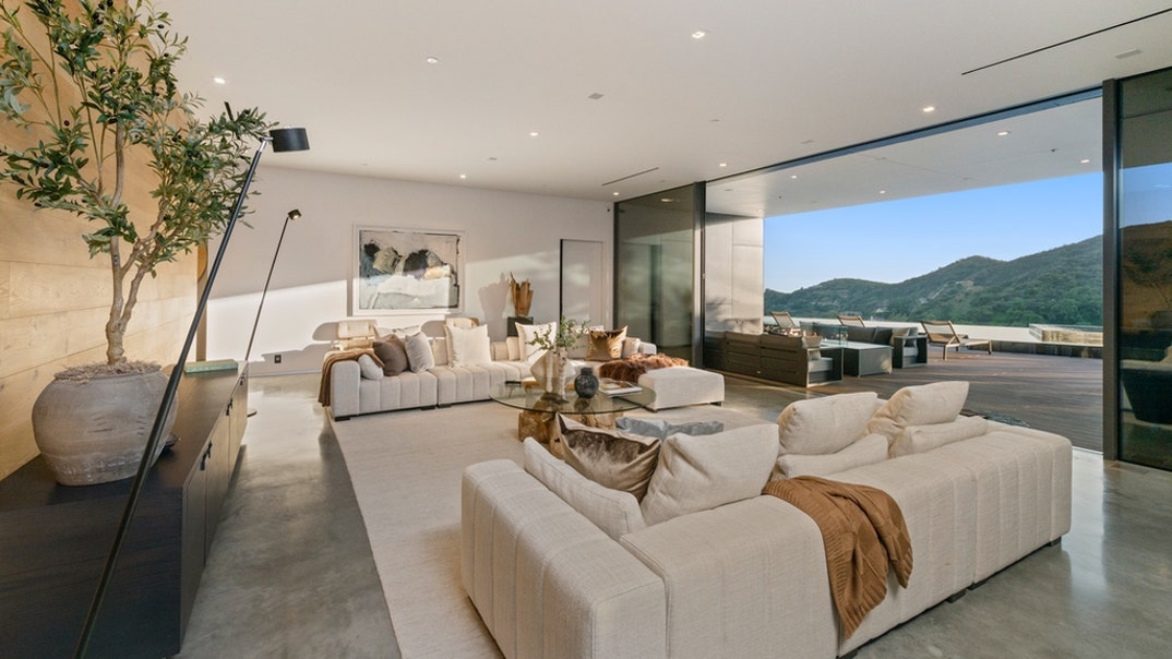 Gene Simmons Beverly Hills Home Interior Photos 4