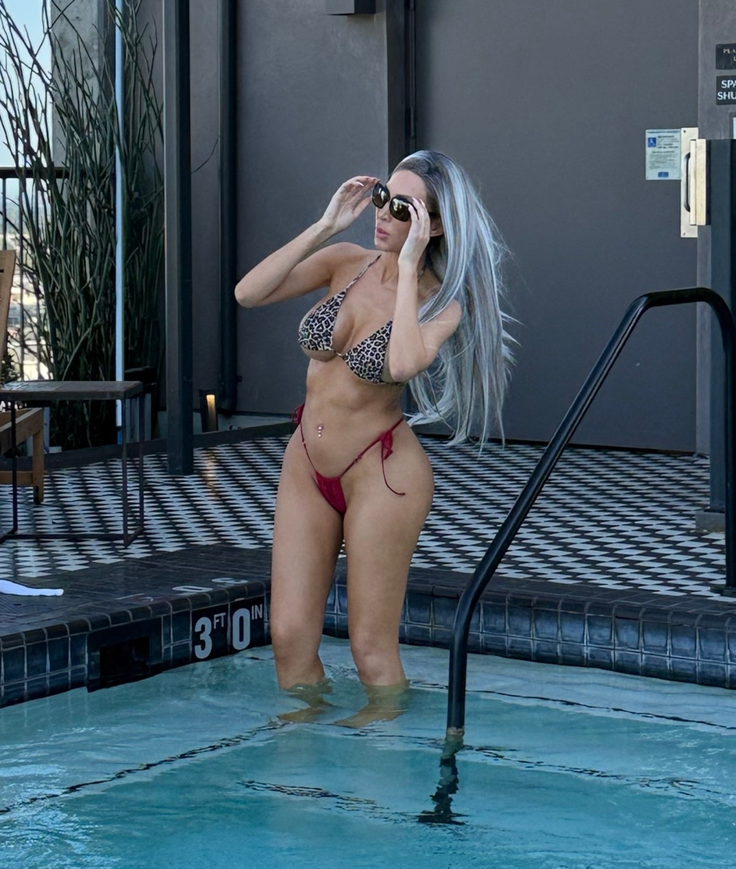 0511 Farrah Abraham Blonde Hair 2