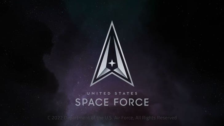 ABD Uzay Kuvvetleri Resmi Şarkıyı Yayınladı, Çevrimiçi Olarak Çarpıldı