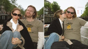 0603-Finnease-Claudia-Sulewski-Berlin-Amsterdam-hero