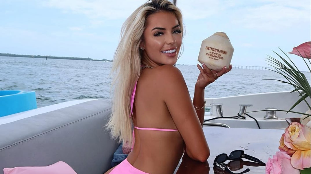 1112-Katie-Canham-Hot-Shots-PRIMARY