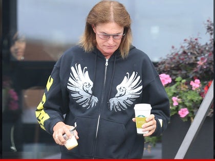 0615-bruce-jenner-splash-01