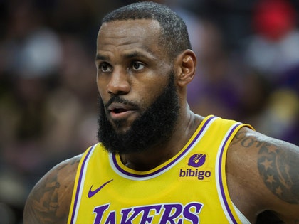 Lakers' LeBron James wears $28K Louis Vuitton outfit for NBA opening night  