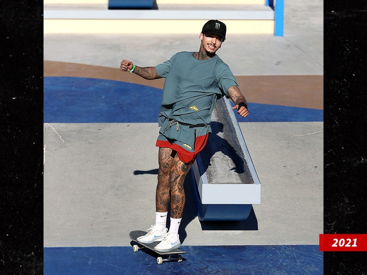 nijah huston sls sub getty swipe