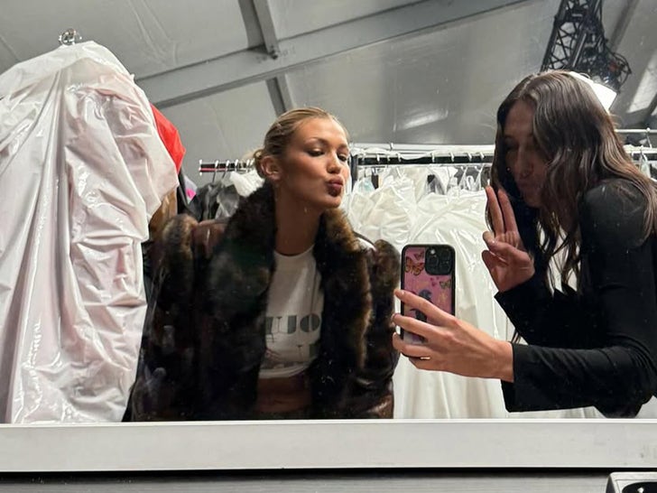 1002-Bella-Hadid-Paris-Fashion-Week-BTS-SUB