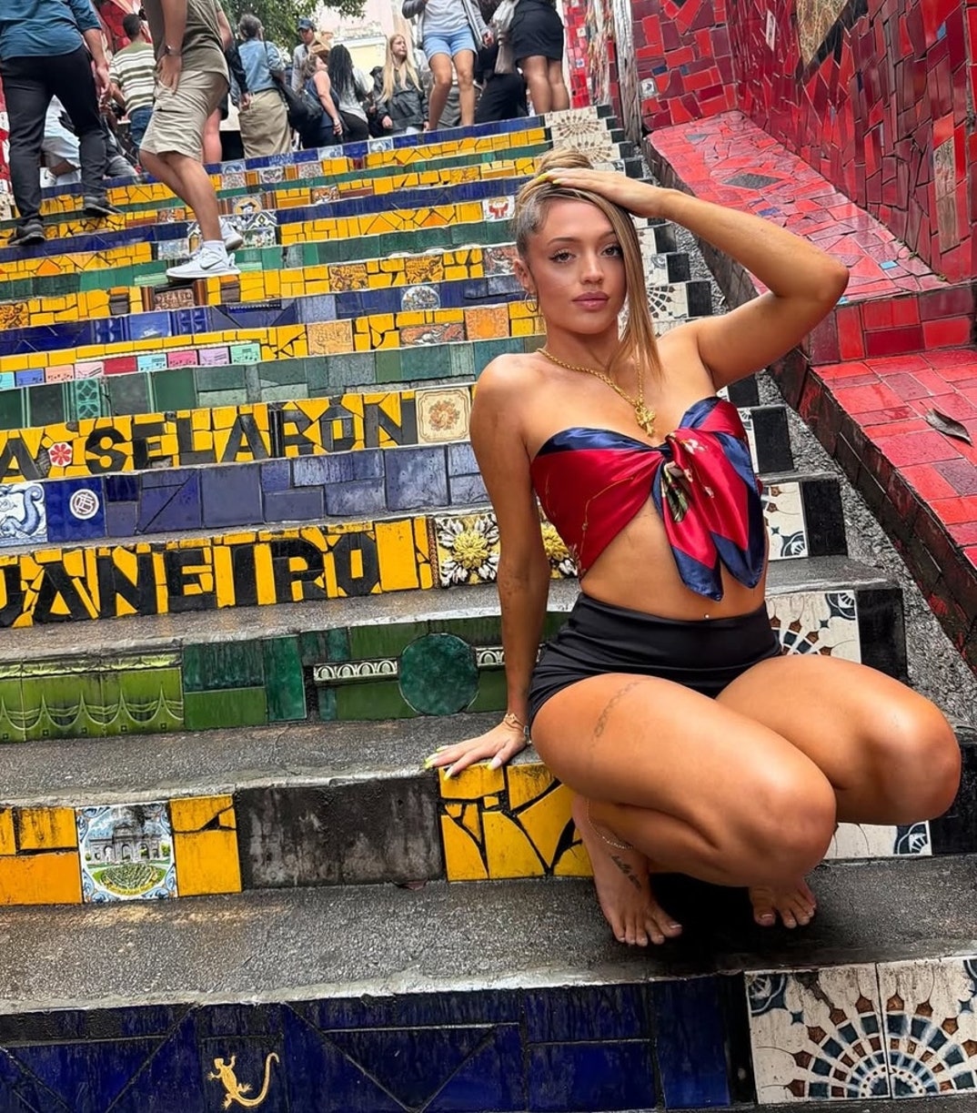 Woah Vicky Brazil 14