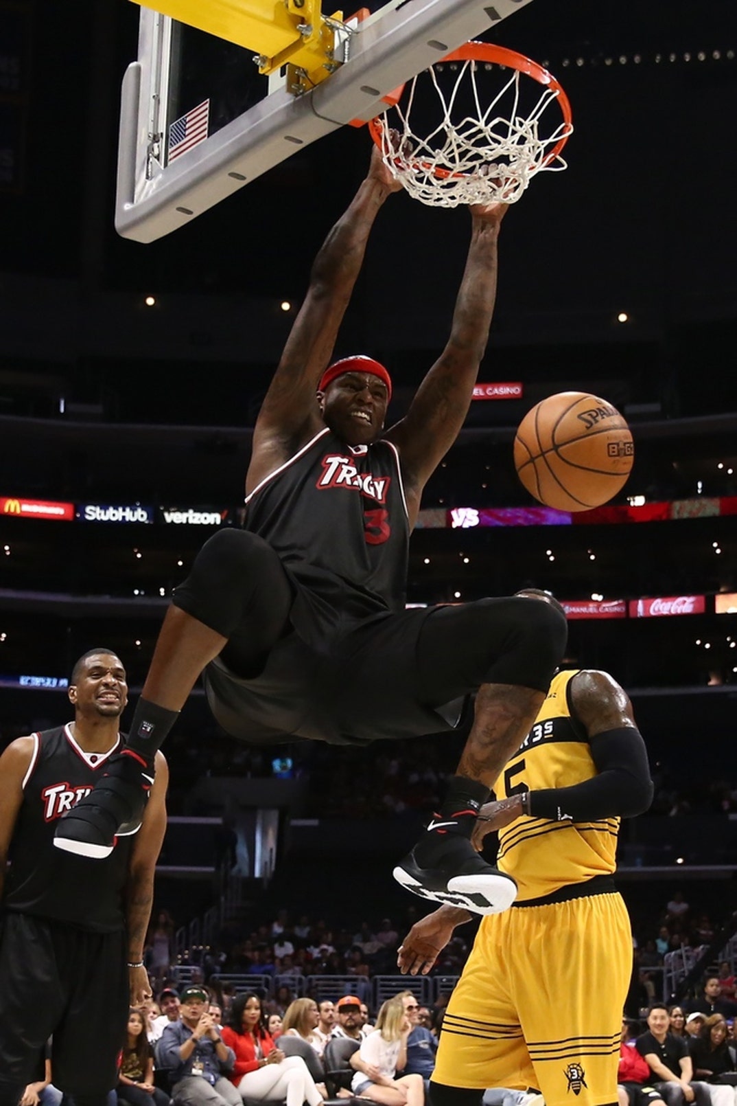 Al Harrington On The Court 6