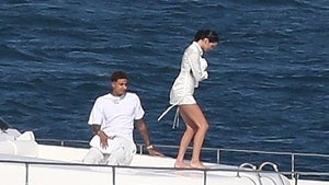 Lakers' Kyle Kuzma Spotted on Yacht with Kendall Jenner