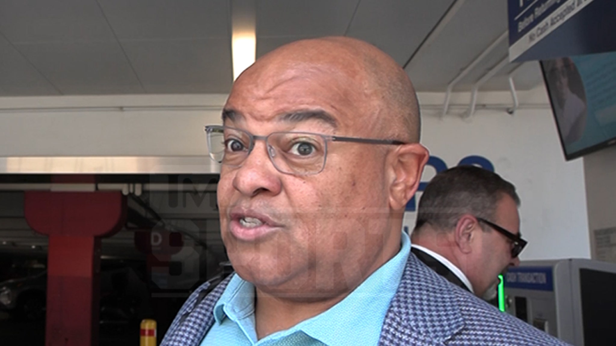 Mike Tirico Opens Up About On-Air Allergic Reaction, ‘Just Bad Timing!’