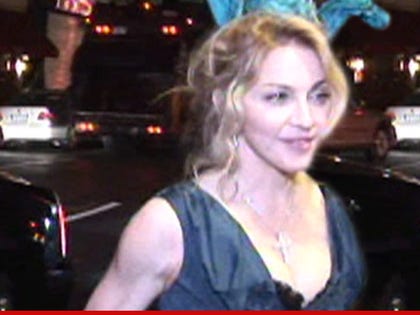0728_madonna_tmz