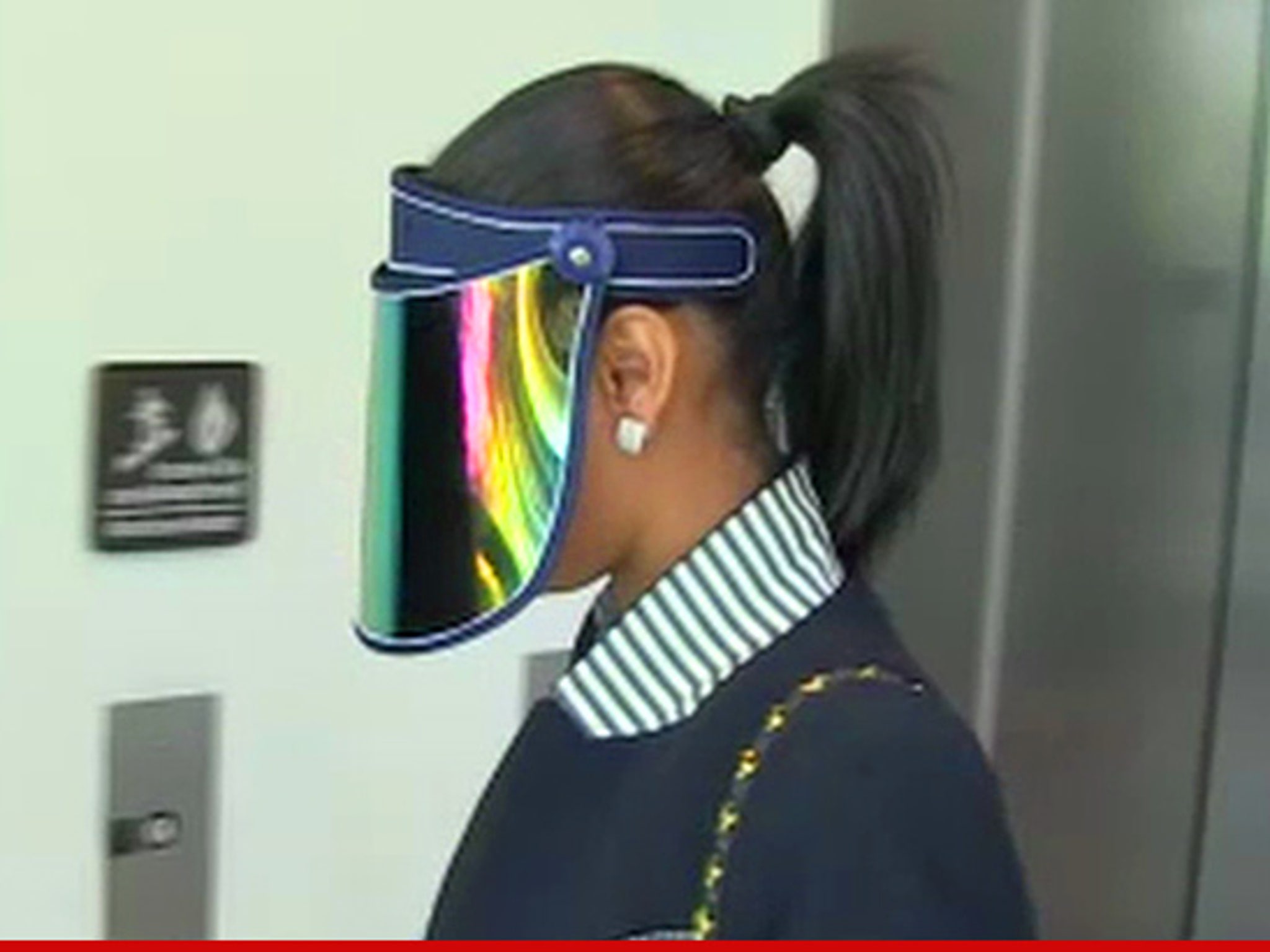 This is what's up with V. Stiviano's visor