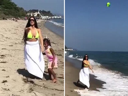 0903-kim-kardashian-beach-insta