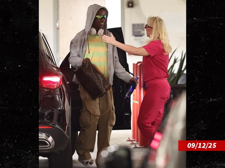 asap-rocky-backgrid-1