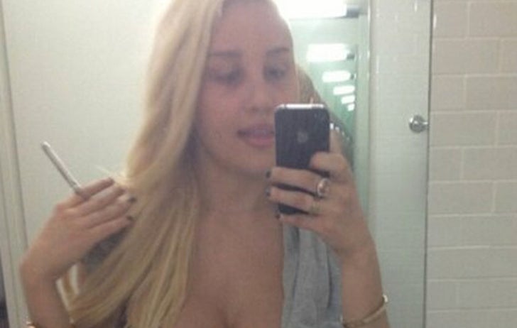 Amanda Bynes Goes Topless in New Twitter Pics