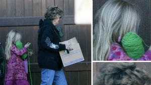 Jesse James' Mom, Daughter Spotted with Boxes