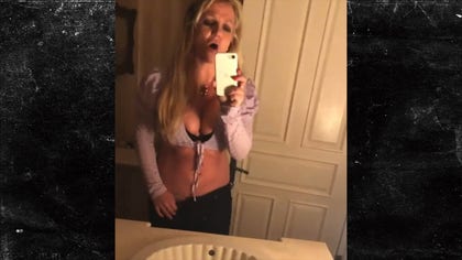 122221_britney_spears_kal_1