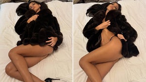 1215-Cindy-Kimberly-Babes-In-Bed-Guess-Who-hero