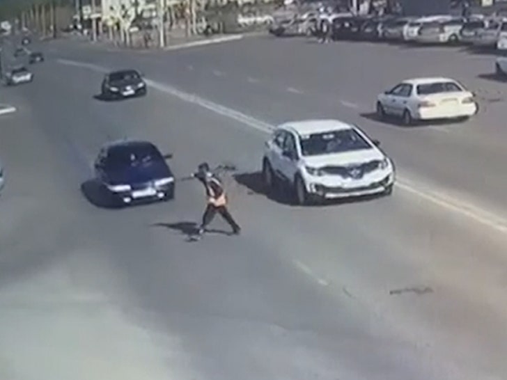 050825-street-cleaner-primary-3