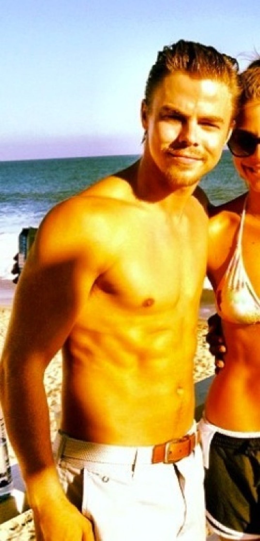1206_derek_hough_shirtless22