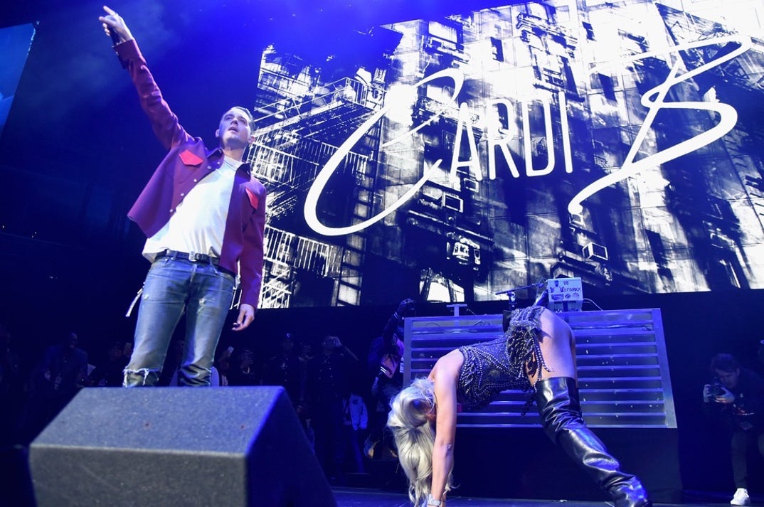 cardi_b_performance_photos4