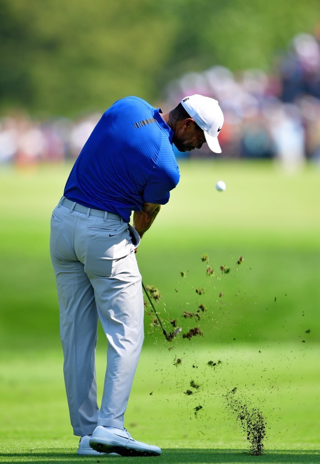 Tiger Woods Golfing photos-16