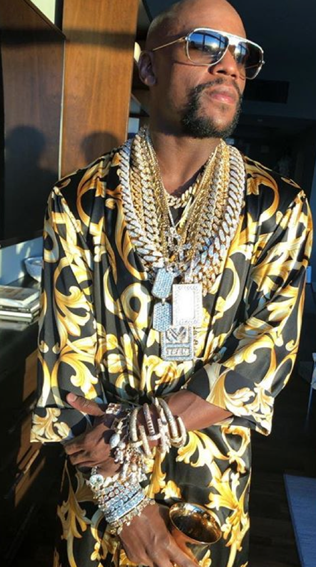 floyd_mayweather_living_large_photos0
