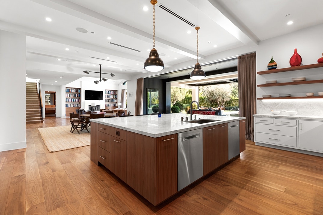 Lori Loughlin & Mossimo Home 24