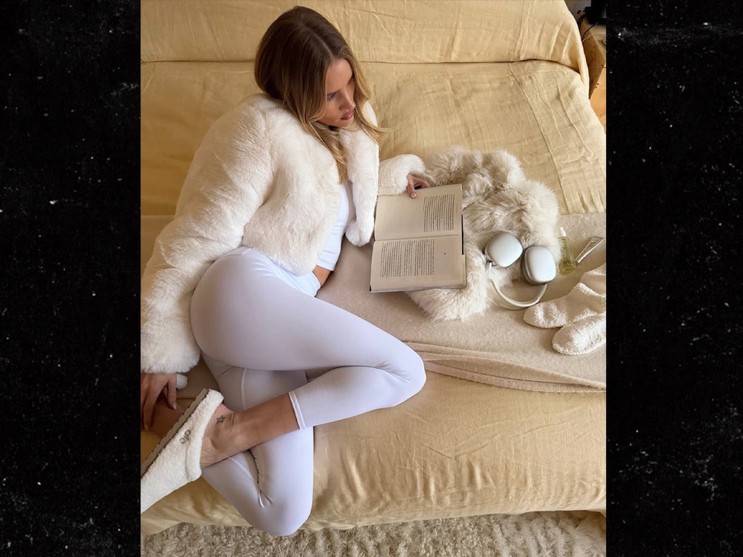 Rosie Huntington-Whiteley