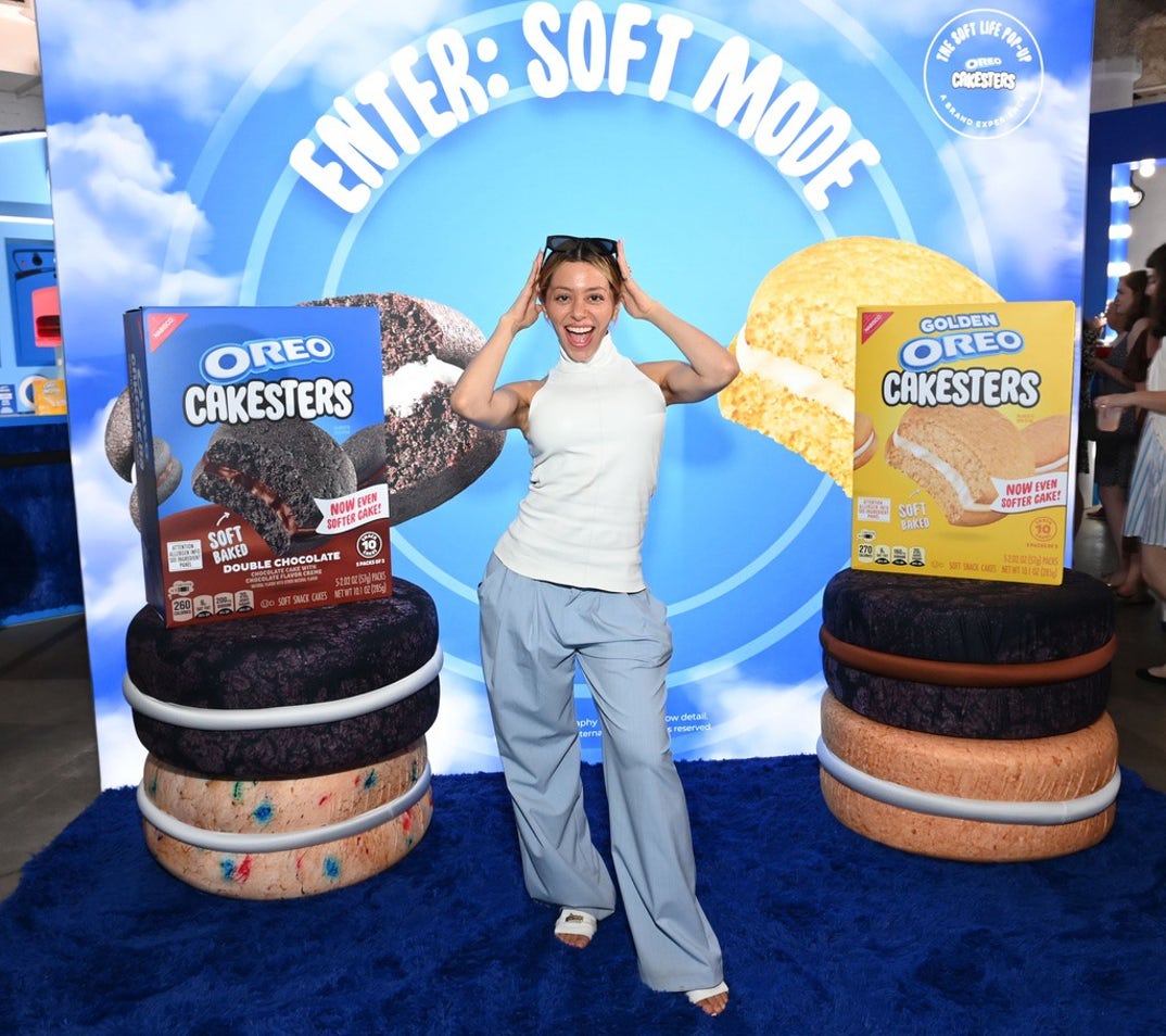 Oreo Cakesters Soft Life Pop Up Celebs 19