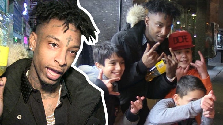 21 savage at a game with his kids｜TikTok Search