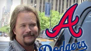 Travis Tritt to Sing Nat'l Anthem at NLCS Game After Vaccine Stance