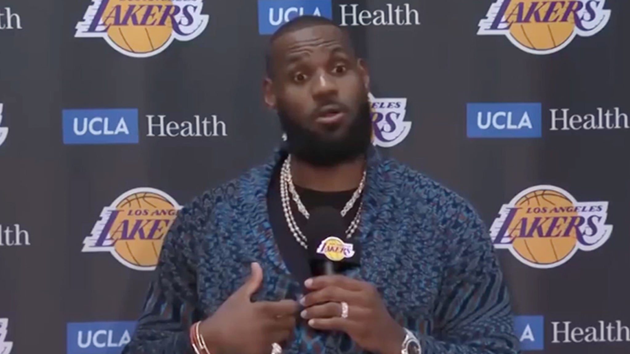 LeBron James Goes Off On Reporters Over Jerry Jones Photo, Why No Kyrie ...
