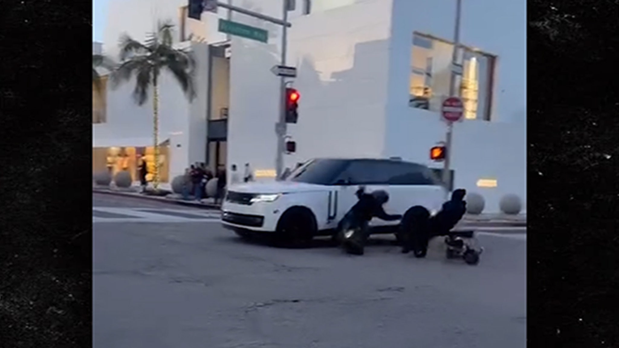 Rodeo Drive T-Bone Crash, Mini-Bikes Smash into Range Rover