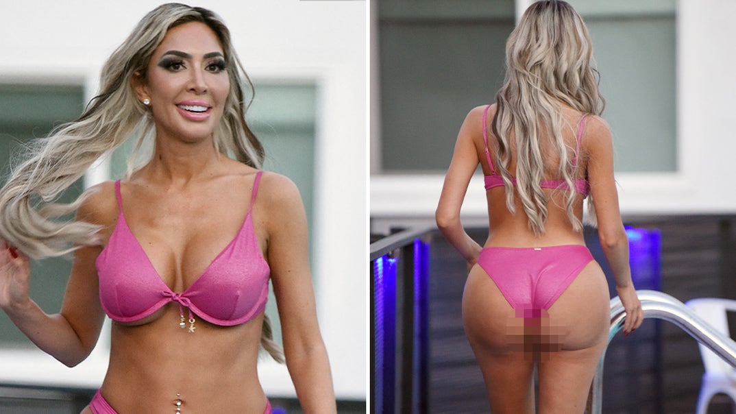 0209-Farrah-Abraham-Pink-Bikini-PRIMARY
