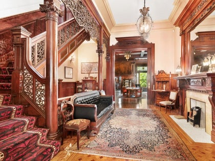 1106-boardwalk-empire-house-primary