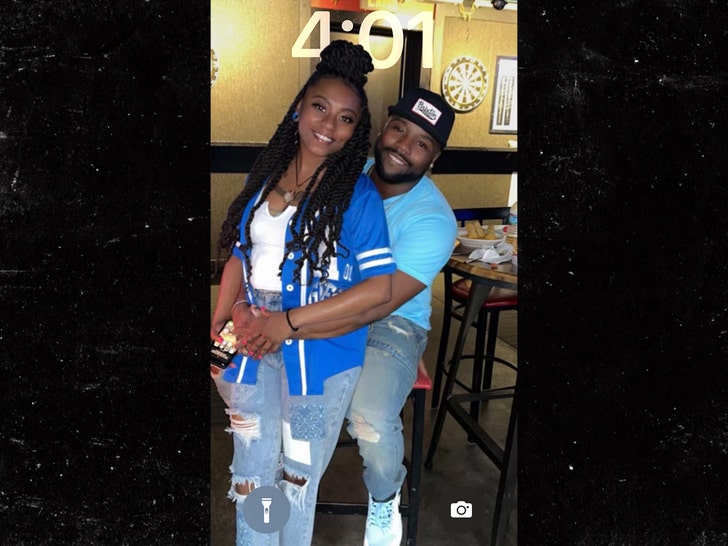 Dziewczyna Joshuy Allena, Dyzetta Brown 3