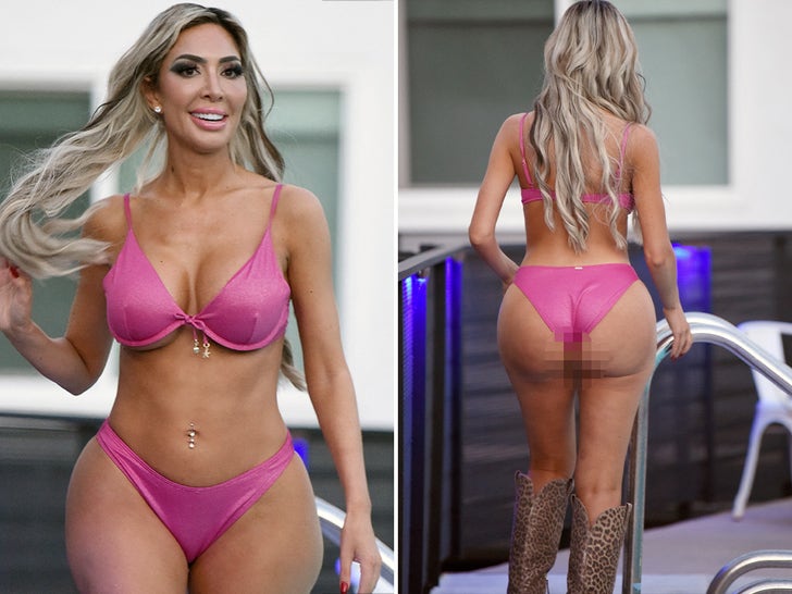 0209-Farrah-Abraham-Pink-Bikini-PRIMARY