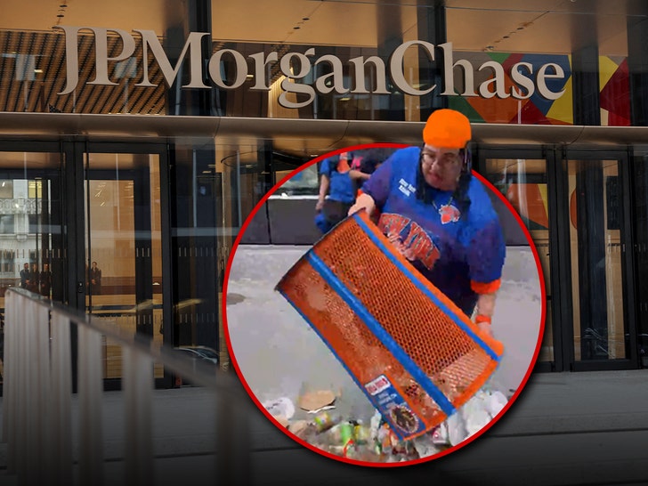 jpmorgan chase bank knicks fan getty 1