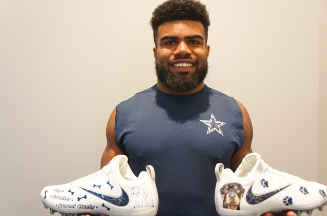 Ezekiel elliott cheap football cleats