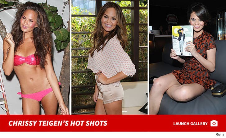 Chrissy Teigen's Hot Shots