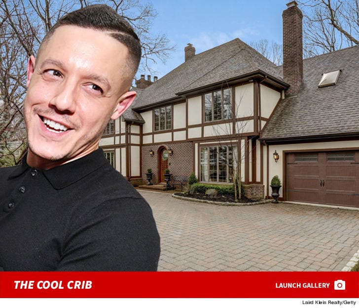 Theo Rossi's Staten Island Home