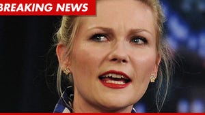 Kirsten Dunst -- 3 Years Protection from Obsessed French Fan