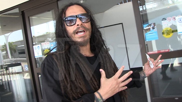 Korn's James Shaffer Talks About Drugs, Alcohol, Sobriety and Taylor Hawkins.jpg
