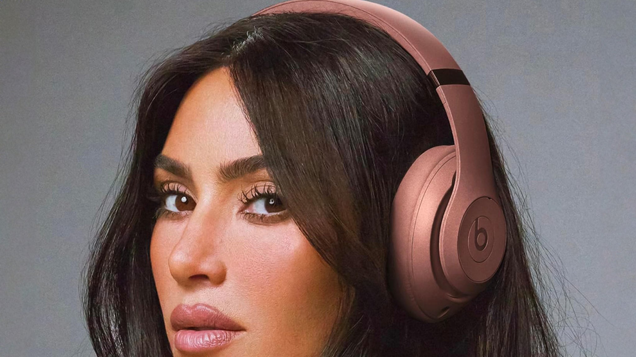 Amazon.com: Beats Studio Pro x Kim Kardashian - Wireless