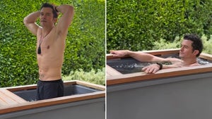 0508-Orlando-Bloom-Cold-Plunge-hero